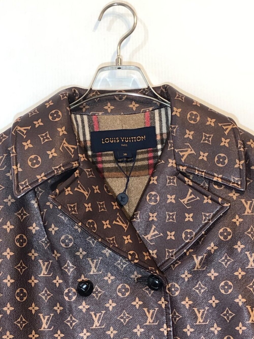 Louis Vuitton Monogram Canvas Trench Coat - Picture 9 of 11
